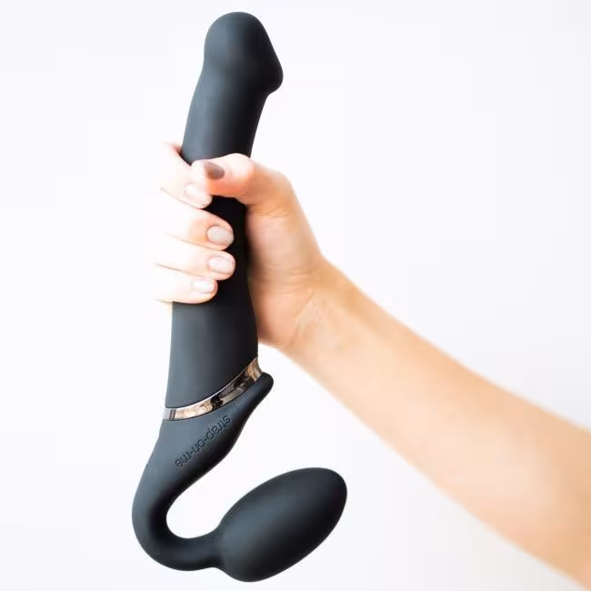 Безремінний страпон з вібрацією Strap-On-Me Vibrating Black M, діаметр 3,8см, пульт ДК, регульований — фото 7