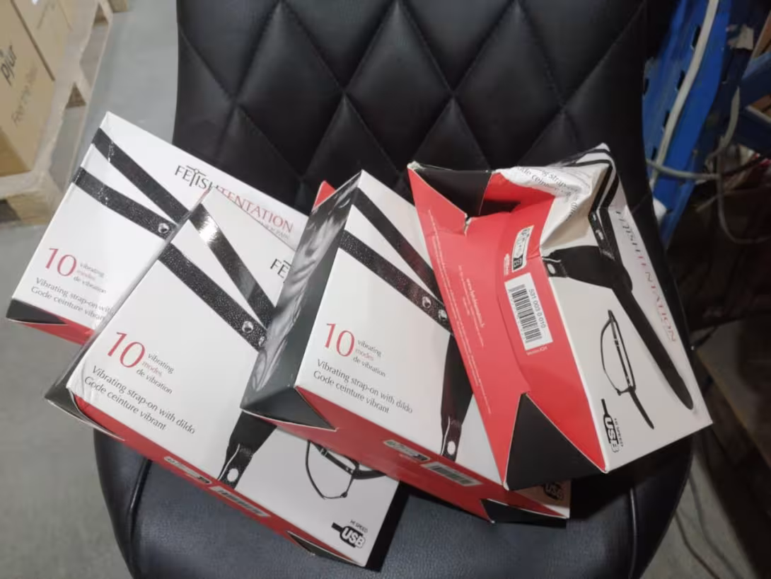 Страпон з вібрацією Fetish Tentation Vibrating Strap-On with Dildo Black (м'ята паковання!!!) — фото 2