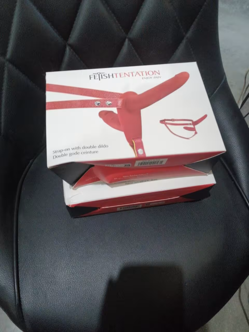Подвійний страпон з вібрацією Fetish Tentation Vibrating Strap-On Red (м'яте паковання!!!) — фото 2
