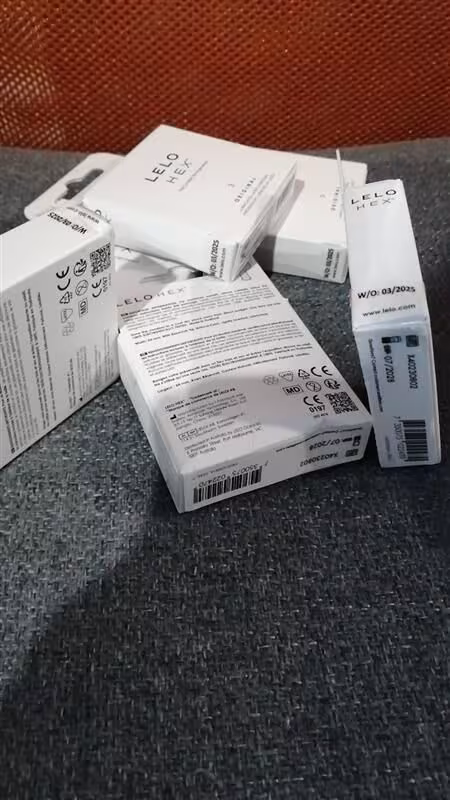 Презервативи LELO HEX Condoms Original 3 Pack (м'ята упаковка!!!) — фото 2
