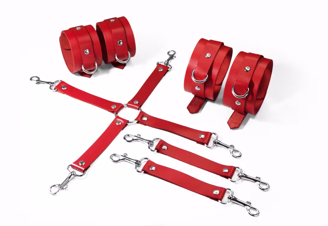 Набір для БДСМ Feral Feelings BDSM Kit 3 Red, наручники, поножі, хрестовина