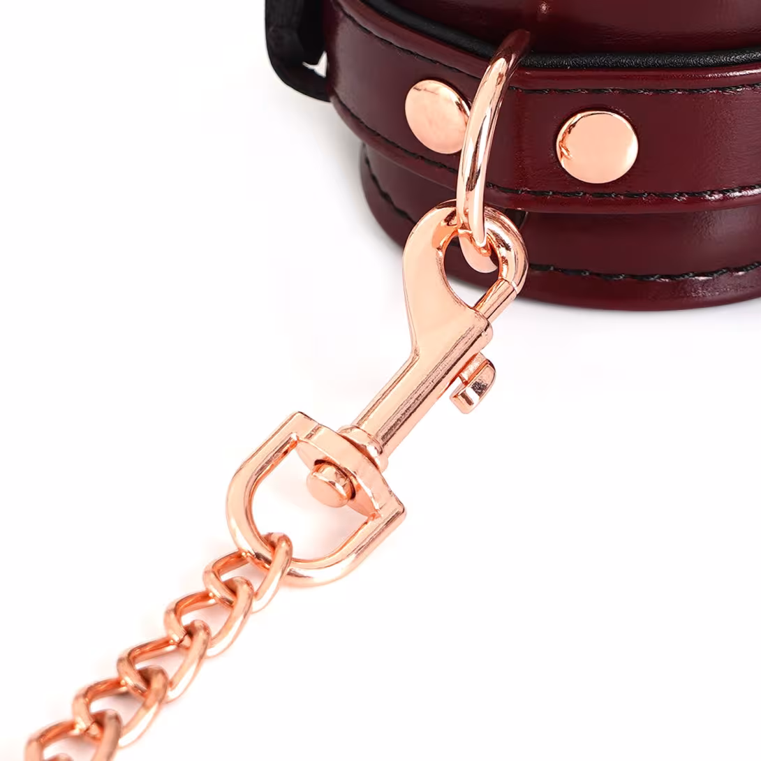 Шкіряні наручники Liebe Seele Wine Red Wrist Cuffs, знімний ланцюжок-кріплення — фото 6
