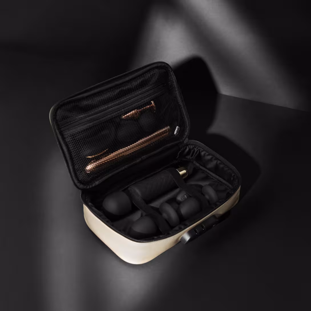 Кейс для іграшок Dorcel DISCREET BOX LUXURY GOLD, кодовий замок, 27×16×7,62 см — фото 12