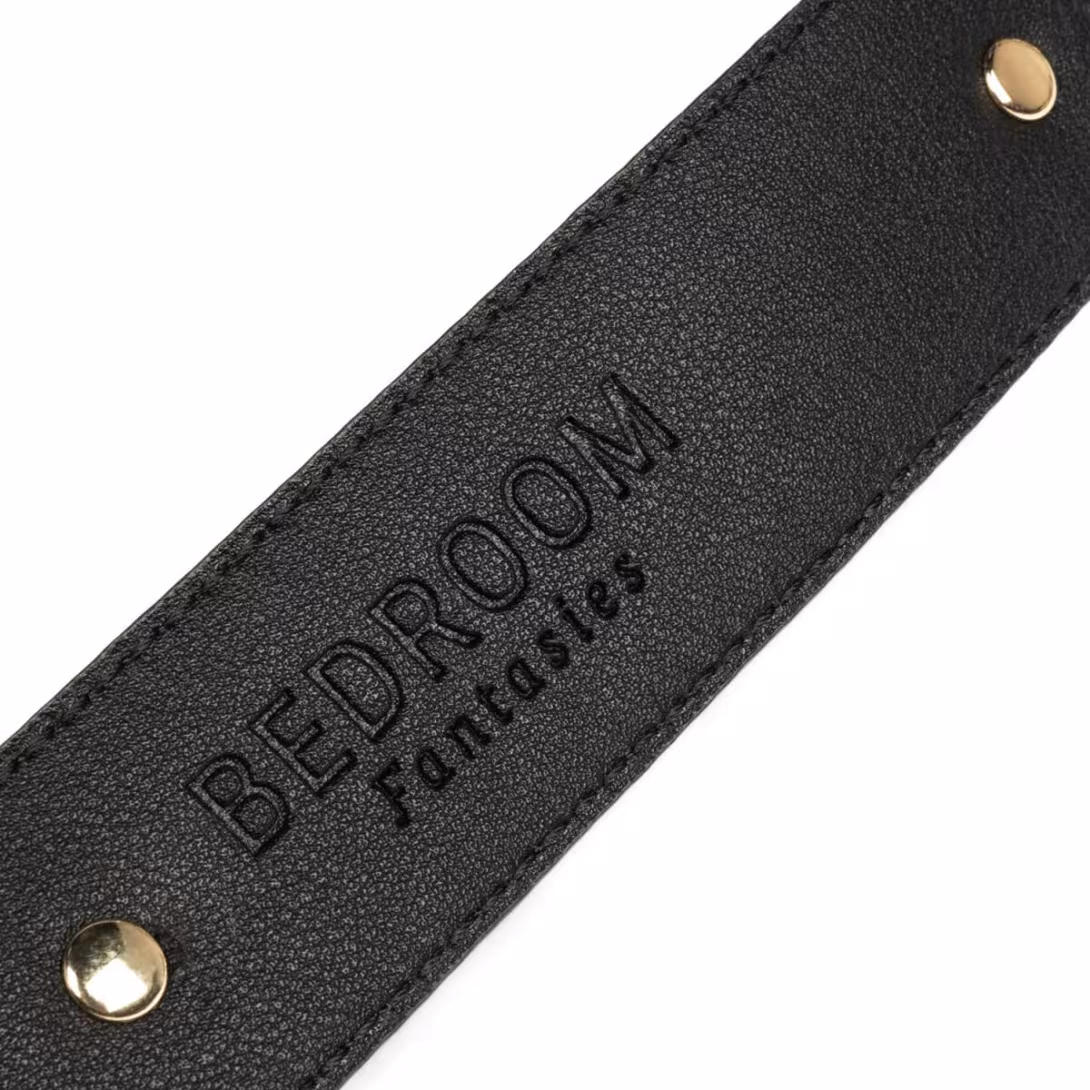 Набір для BDSM Bedroom Fantasies: Bondage Suitcase 13 Pcs - Cow Leather — фото 7